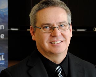 Guy St-Amand, Vice-président, directeur des ventes